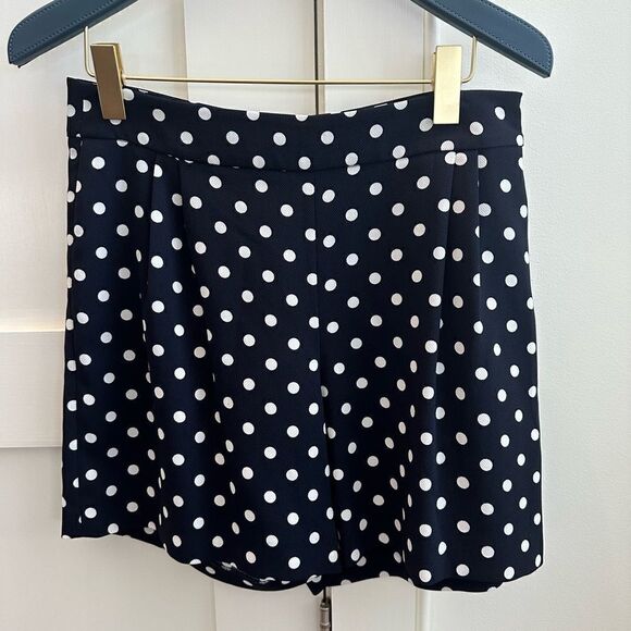 Carolina Herrera navy, and white polkadot shorts. Size 6 - Picture 1 of 12